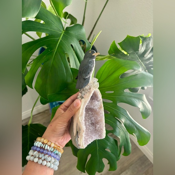 Gemstone Carving on Amethyst - Picture 4 of 9